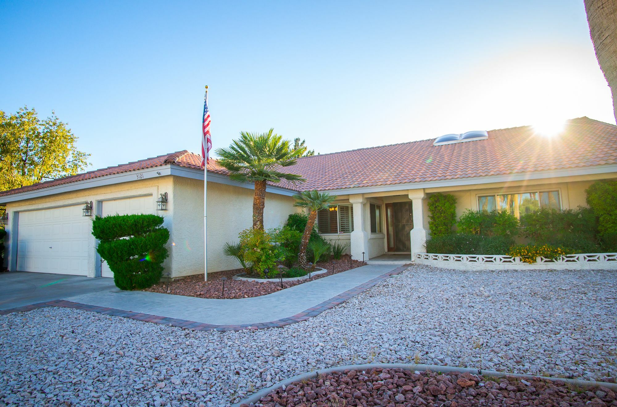 Apartment Luxury 6br 10min To Lv Strip Sleeps 20