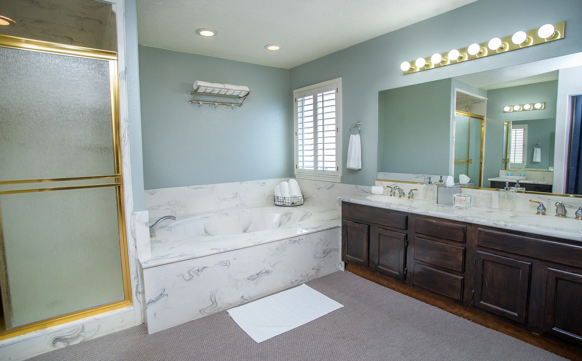 Luxury 6br 10min To Lv Strip Sleeps 20 *